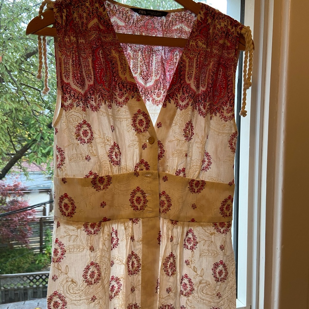 Zara Maxi Overlay